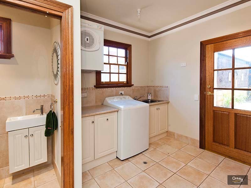 44 Walter Road East, Bassendean WA 6054