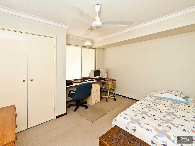 14 Manildra Drive, Dudley Park WA 6210