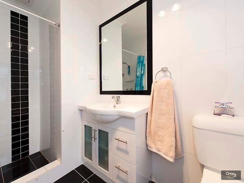 30 Discovery Drive, Thornlie WA 6108