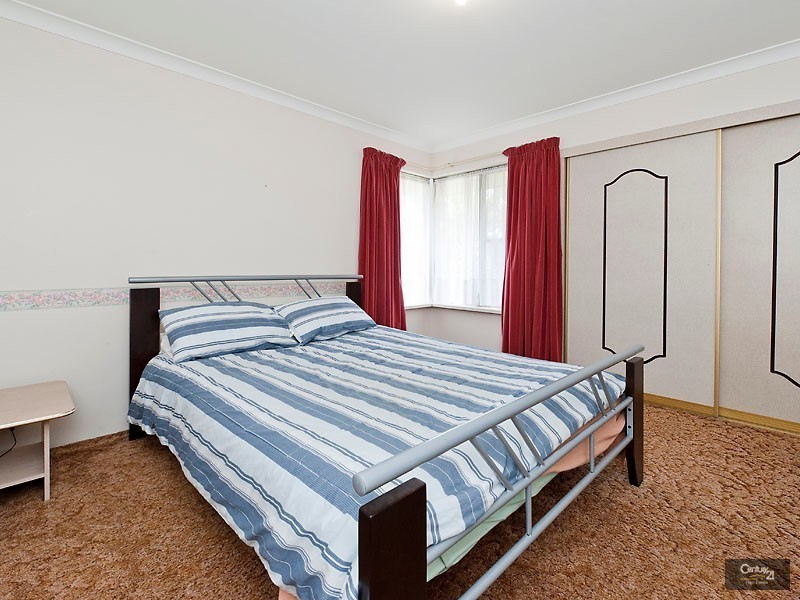 42 Huntingdale Road, Huntingdale WA 6110