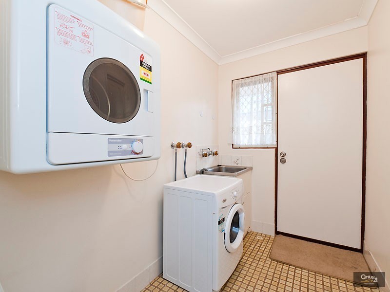 42 Huntingdale Road, Huntingdale WA 6110