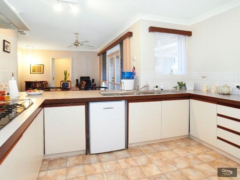61 Regency Drive, Thornlie WA 6108
