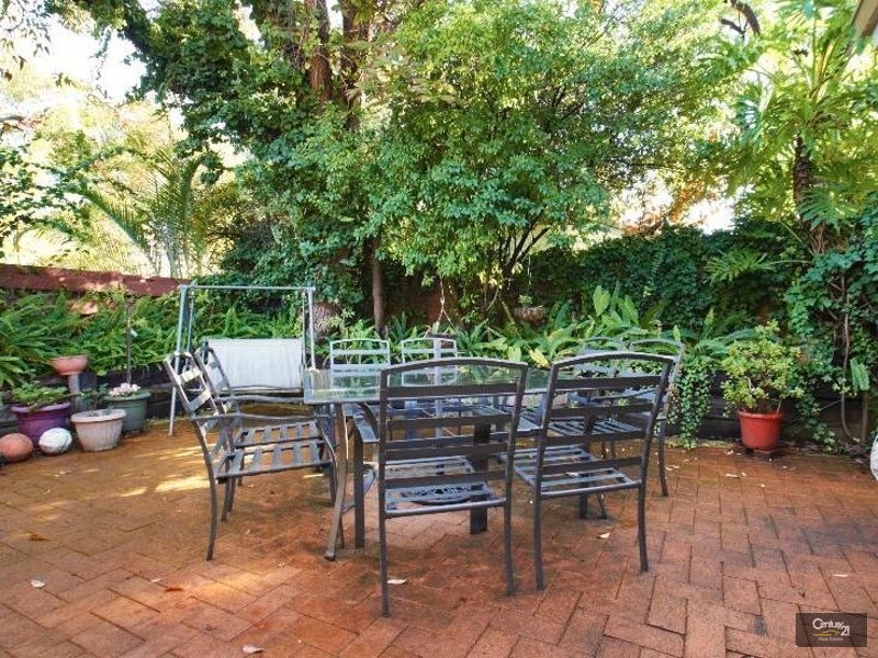 61 Regency Drive, Thornlie WA 6108