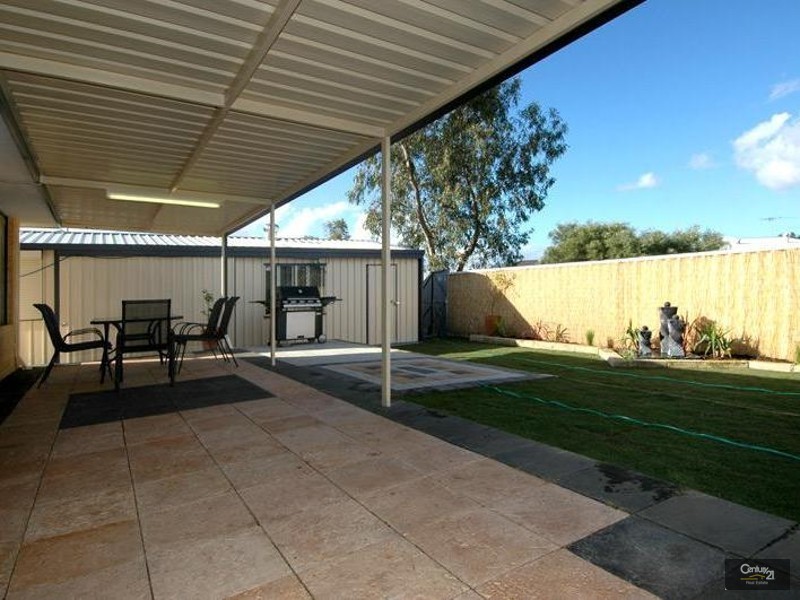 32 Shannon Ramble, Gosnells WA 6110