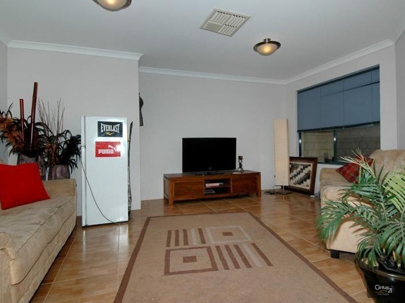 22 Potter Street, Huntingdale WA 6110