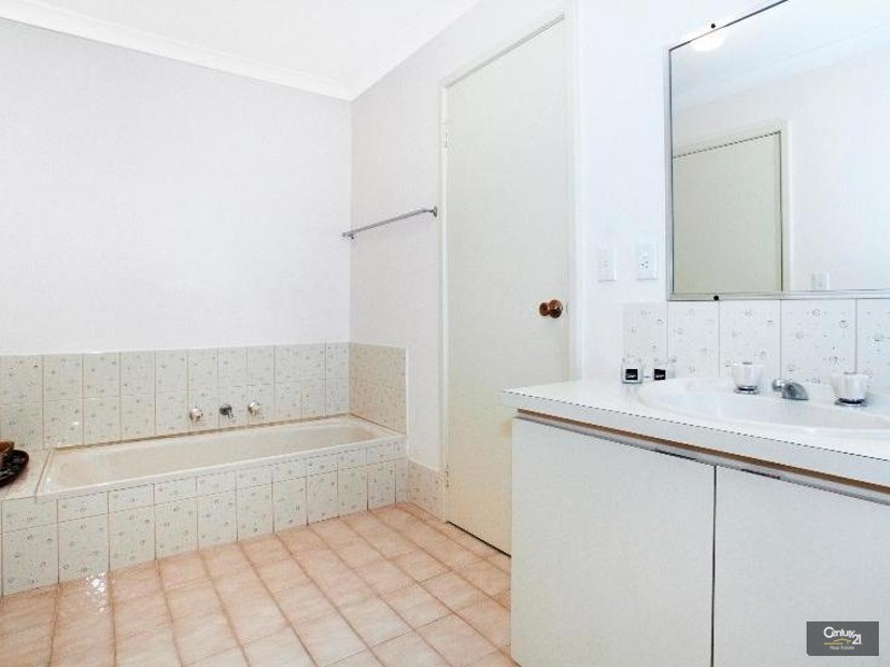 1/16 Glenmoy Ave, Willetton WA 6155