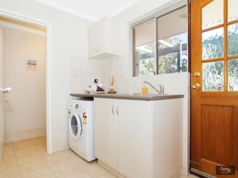 4 Kingsley Terrace, Kelmscott WA 6111