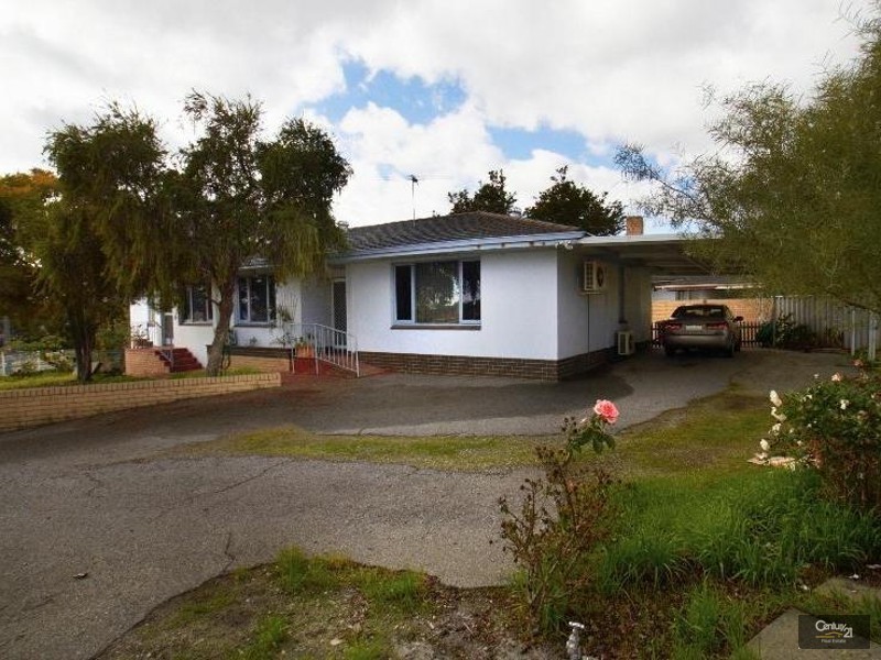 1 Banksia Circle, Thornlie WA 6108