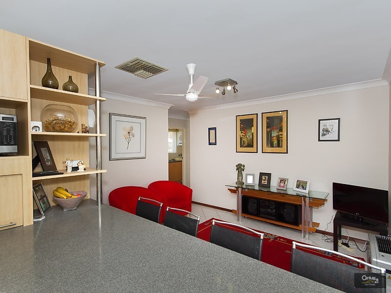 122 Hume Road, Thornlie WA 6108