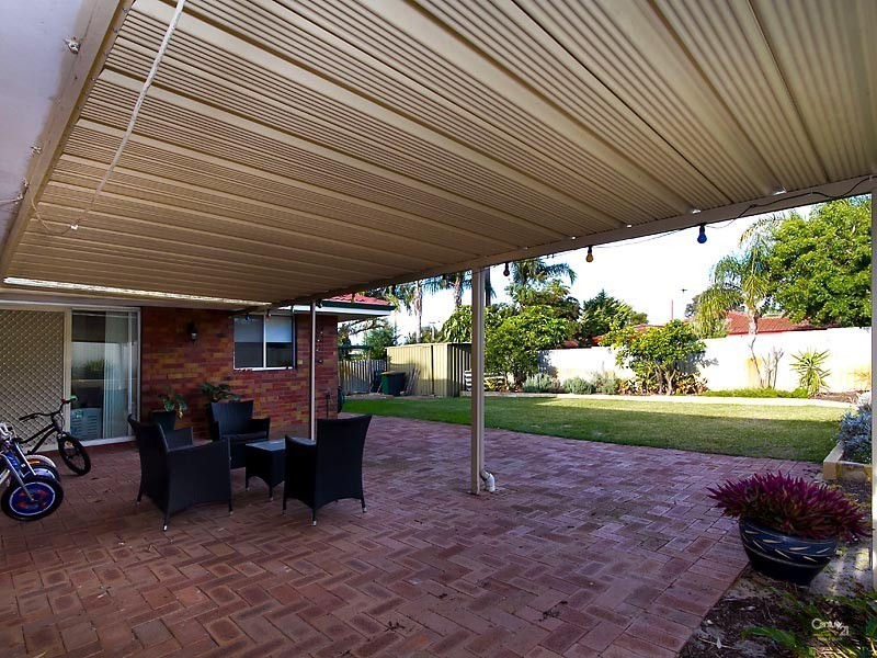 122 Hume Road, Thornlie WA 6108