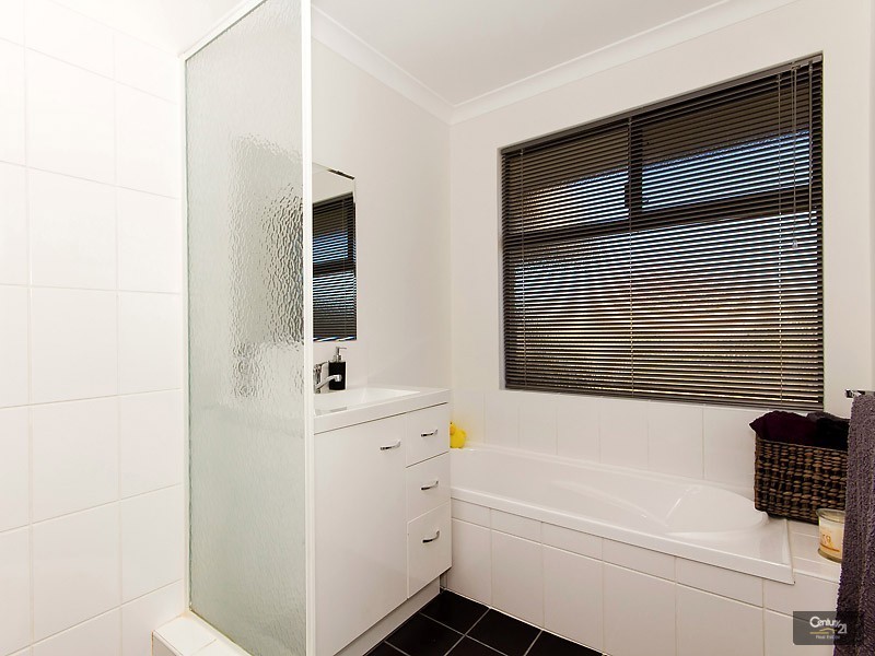 87 Gay Street, Huntingdale WA 6110