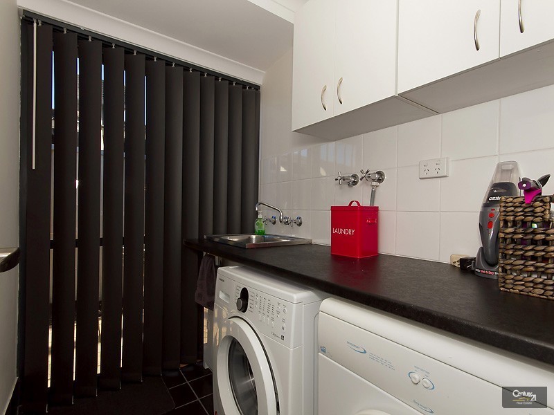 87 Gay Street, Huntingdale WA 6110