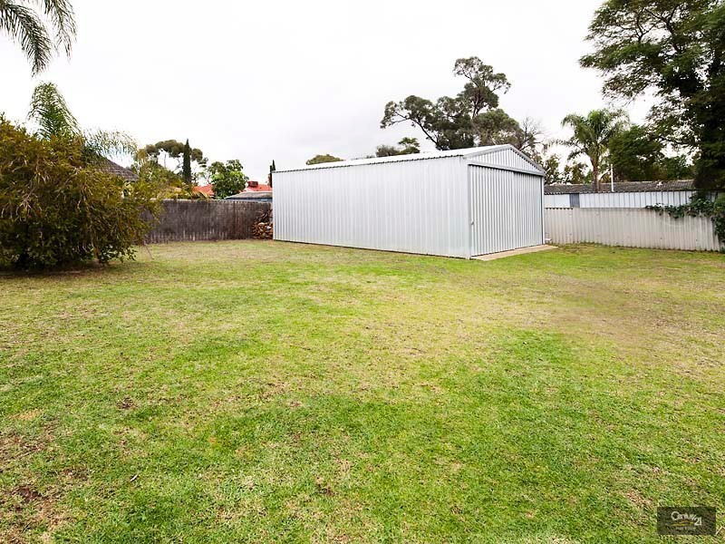 21 Kelton Way, Thornlie WA 6108