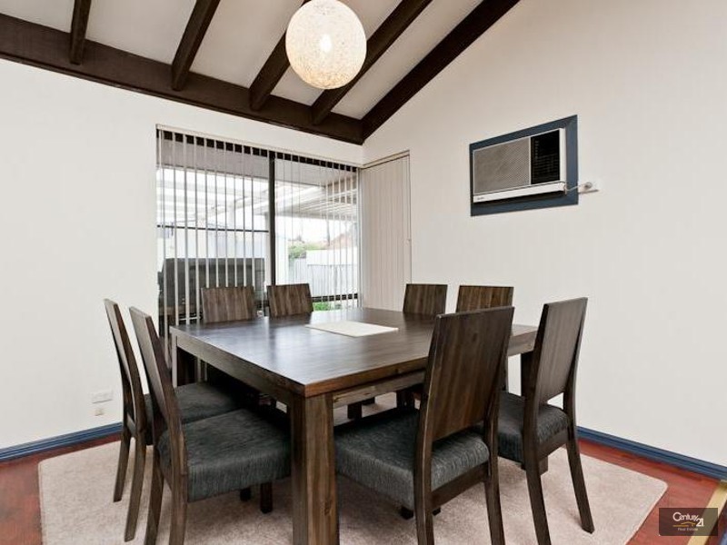 9 Hawkesbury Drive, Willetton WA 6155