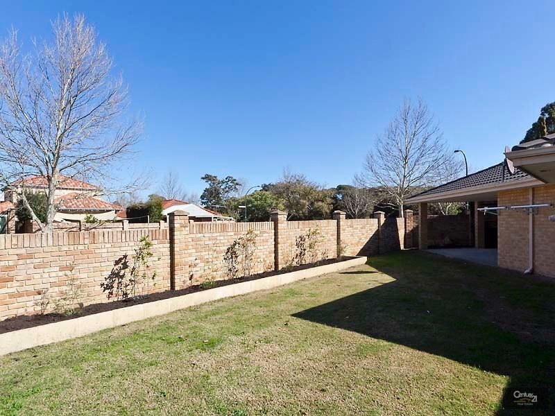 1 Blackbutt Way, Canning Vale WA 6155