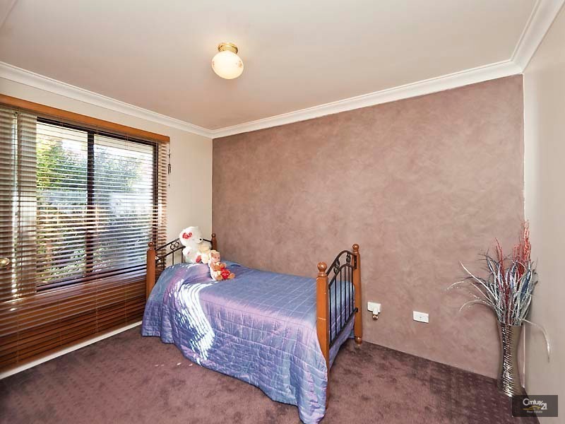 1 Blackbutt Way, Canning Vale WA 6155