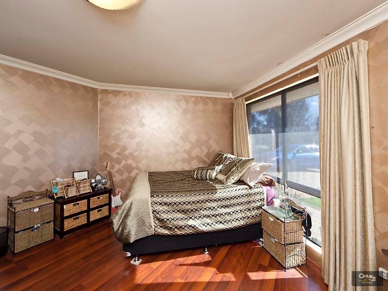 1 Blackbutt Way, Canning Vale WA 6155