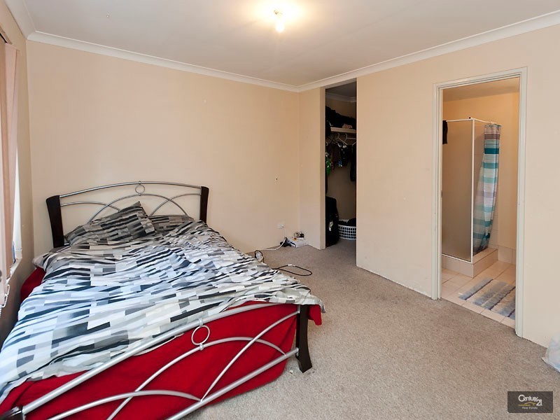 40 Derisleigh Street, Cannington WA 6107