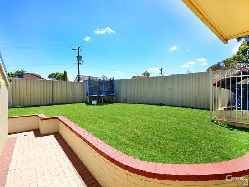 2 Pendine Street, Karrinyup WA 6018