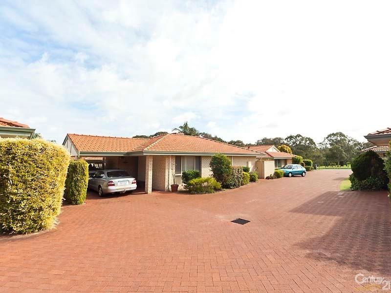 2/15 Summer Place, Thornlie WA 6108