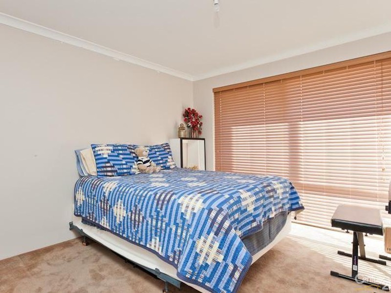 8 Nychum Pass, Ellenbrook WA 6069