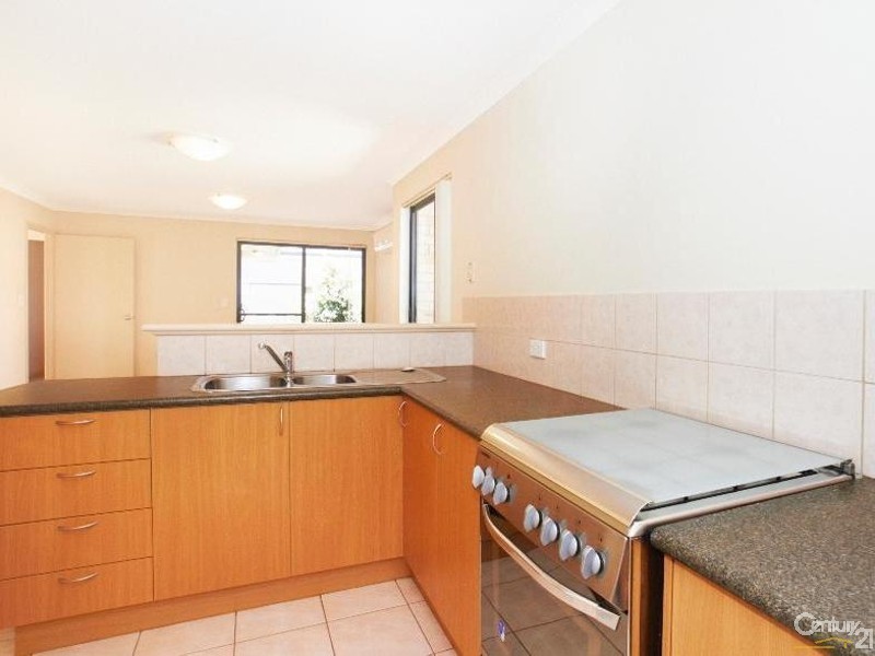 9/33 Gillen Way, Success WA 6164