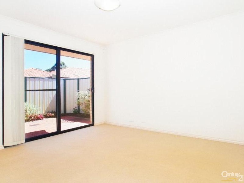 9/33 Gillen Way, Success WA 6164