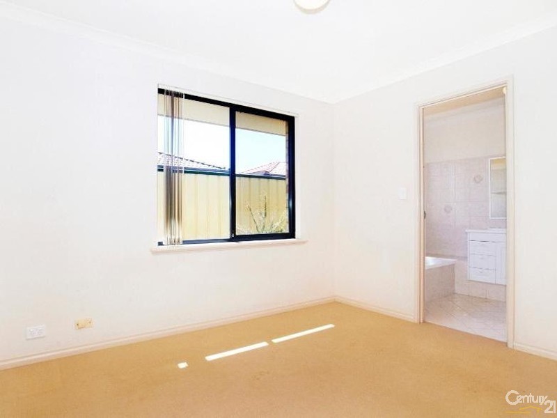 9/33 Gillen Way, Success WA 6164