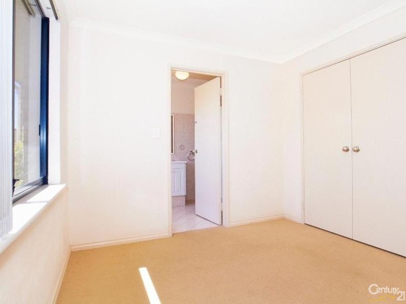 9/33 Gillen Way, Success WA 6164