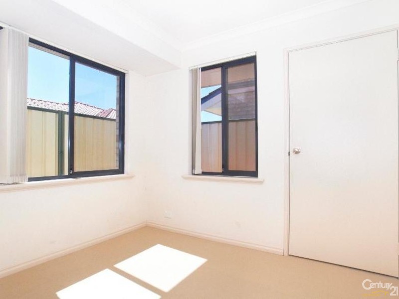 9/33 Gillen Way, Success WA 6164