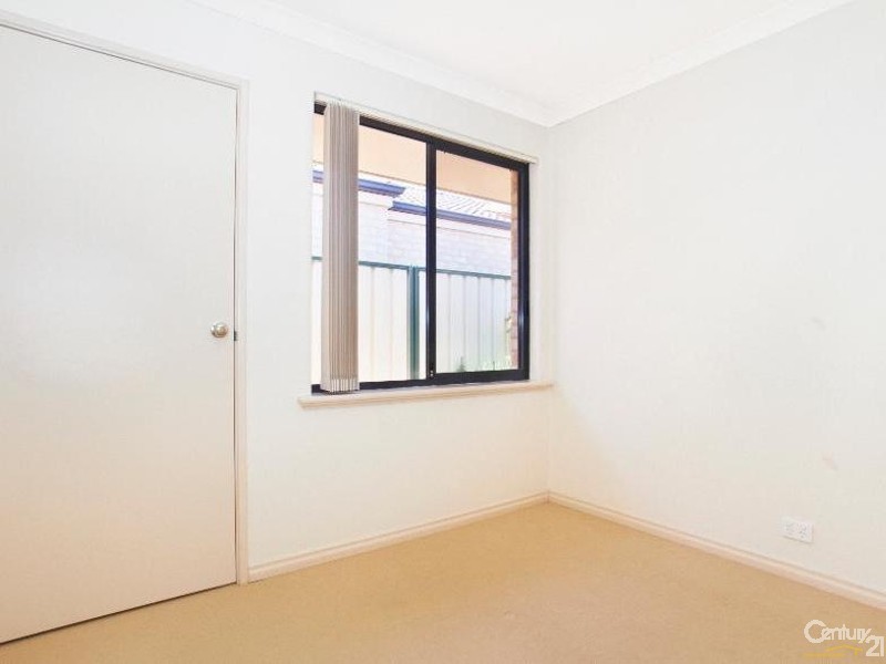 9/33 Gillen Way, Success WA 6164