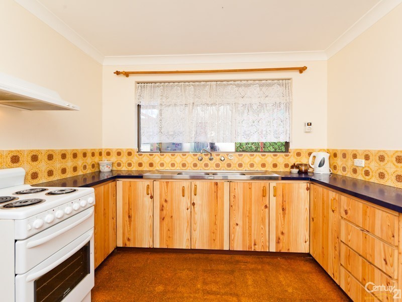 1 Haynes Crt, Armadale WA 6112