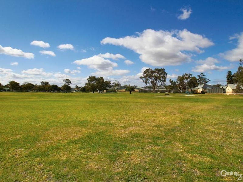 37  Purley Crescent, Lynwood WA 6147