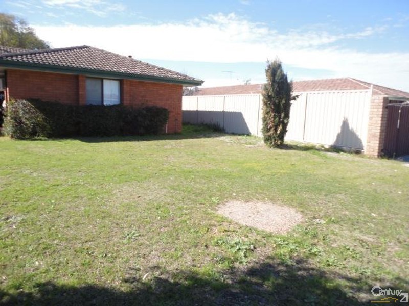 4 Wheatley Drive, Bull Creek WA 6149