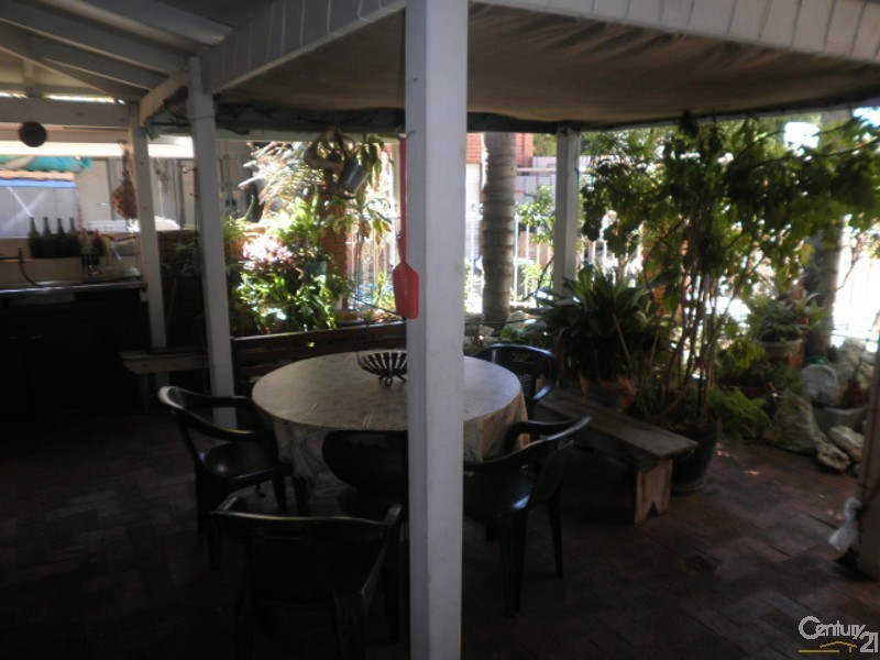 4 Suffolk Street, Fremantle WA 6160