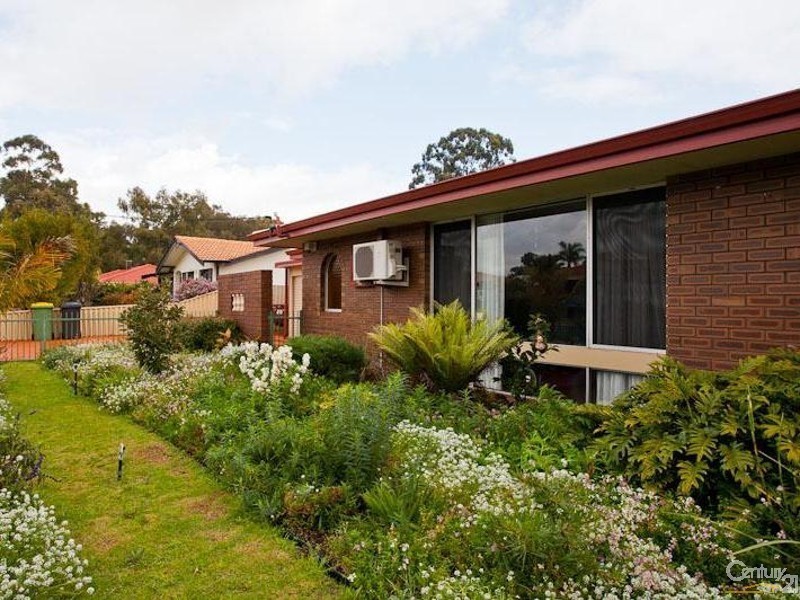 9 Essington Street, Huntingdale WA 6110