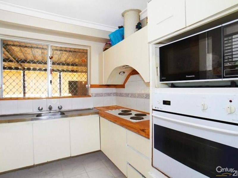 24 Kennett Street, Maddington WA 6109