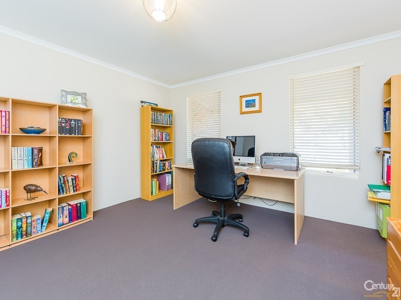 6  Bruns Drive, Darling Downs WA 6122