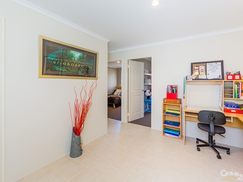 6  Bruns Drive, Darling Downs WA 6122