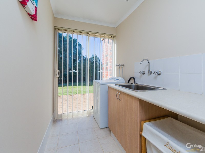 6  Bruns Drive, Darling Downs WA 6122