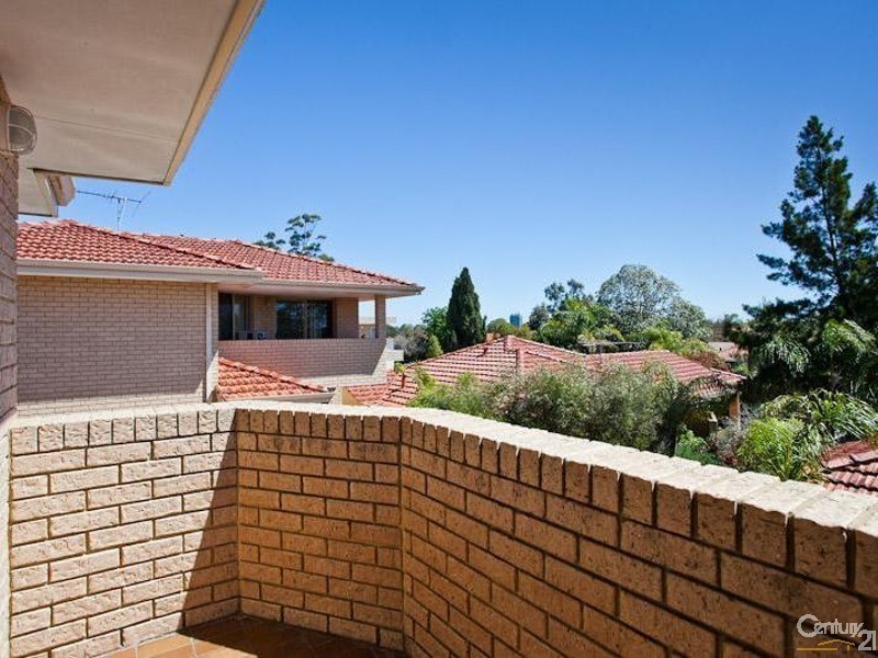 4/258 Labouchere Road, Como WA 6152