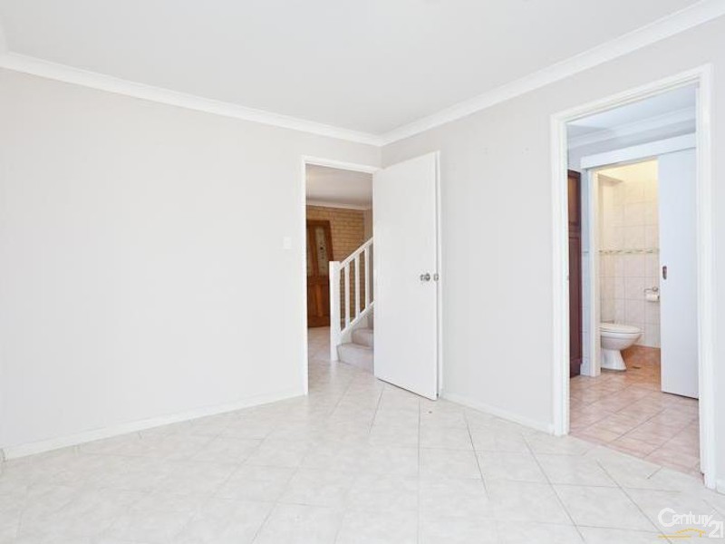 4/258 Labouchere Road, Como WA 6152