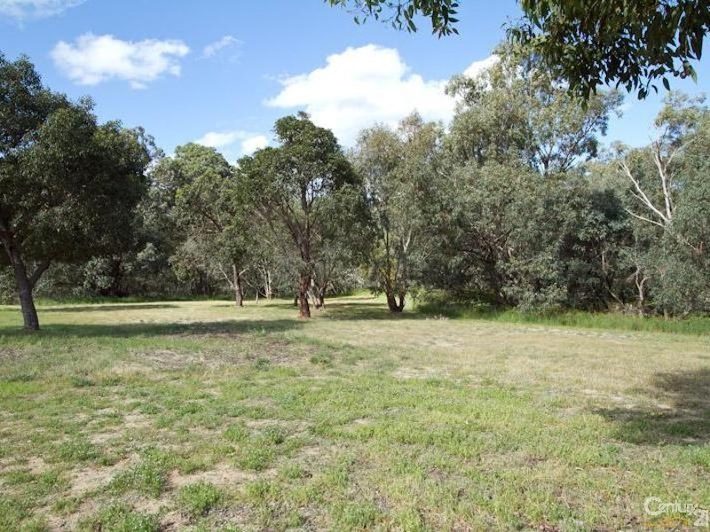 33 Shipbourne Way, Huntingdale WA 6110