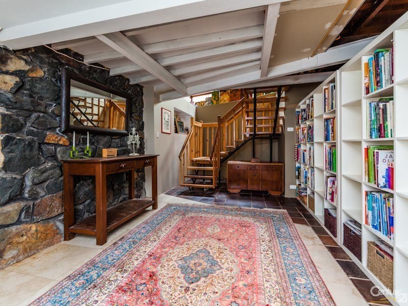 33 Armenti Road, Roleystone WA 6111