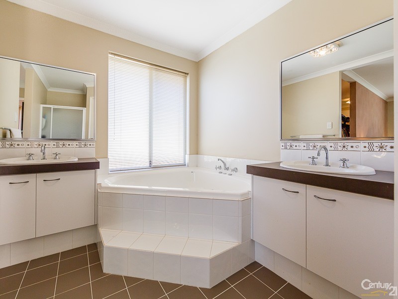 51 Gay Street, Huntingdale WA 6110