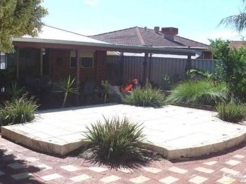 48 Ellamere Retreat, Maddington WA 6109