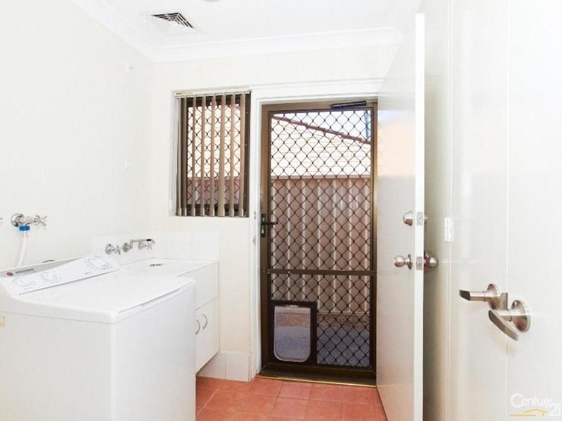 17 Bourbon Street, Hamilton Hill WA 6163