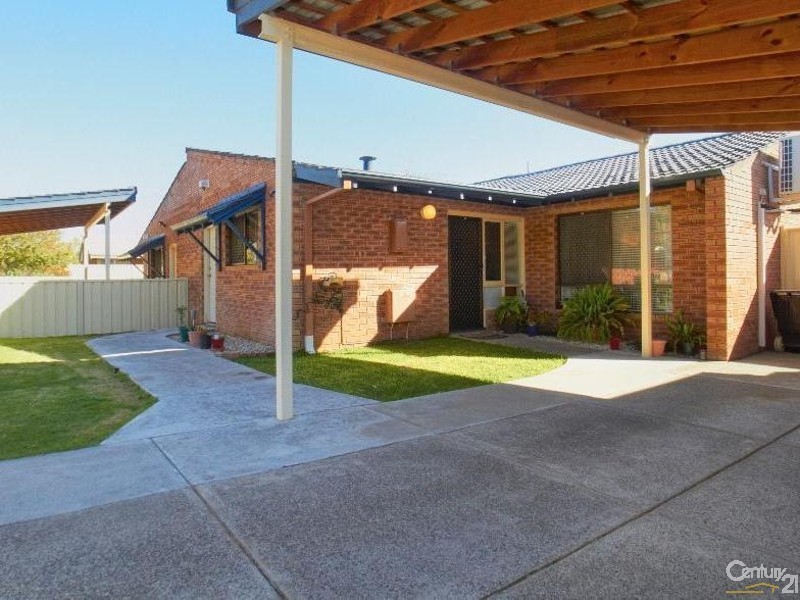 17 Bourbon Street, Hamilton Hill WA 6163