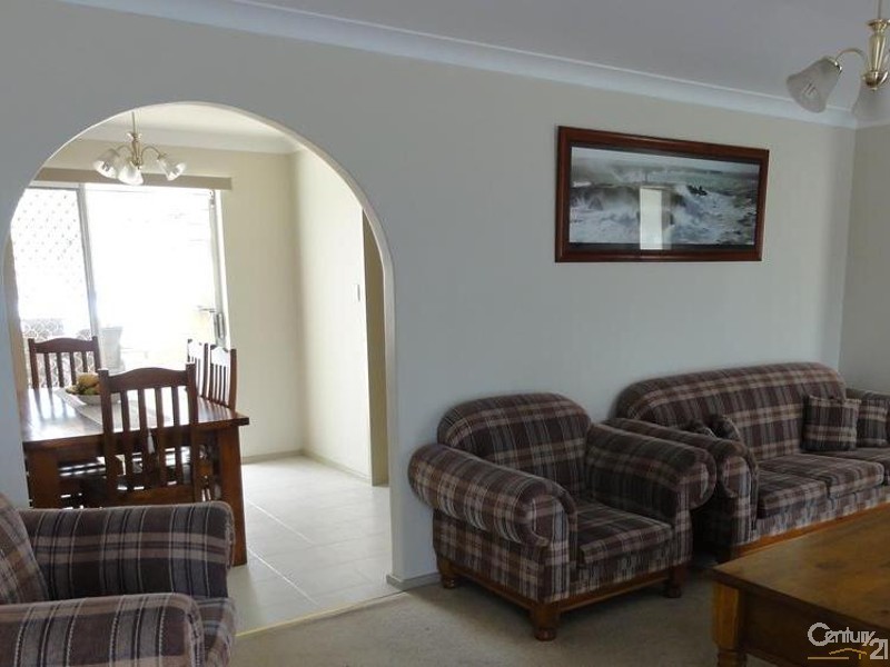 14 Gosnells Road East, Martin WA 6110