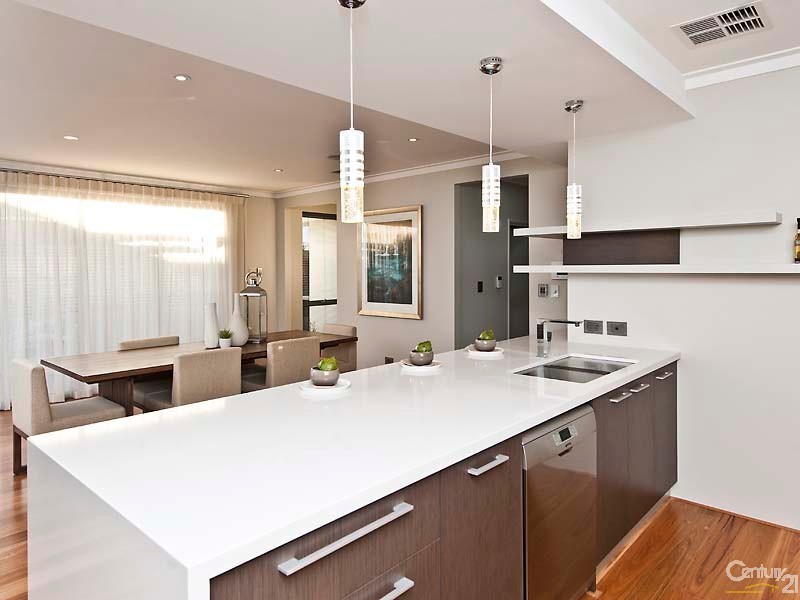 42 Pantheon Avenue, North Coogee WA 6163